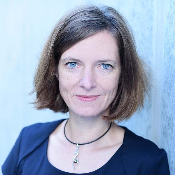 Bettina Holz